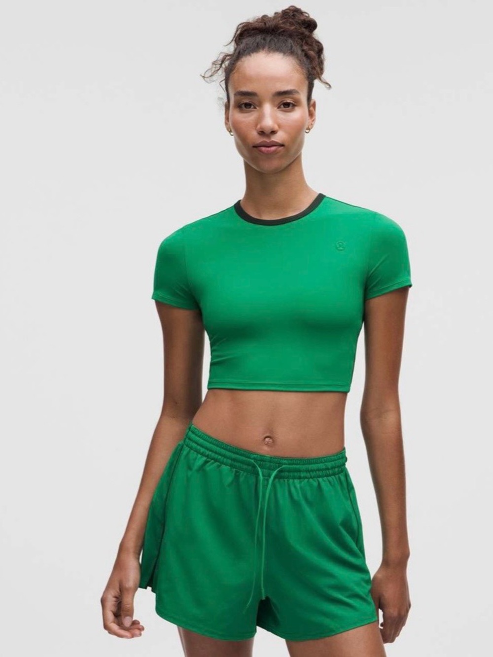 Lululemon Tight-Fit Cropped Shelf-Bra T-Shirt *Light Support, B/C Cup
